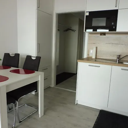 Komfortable Und In *
